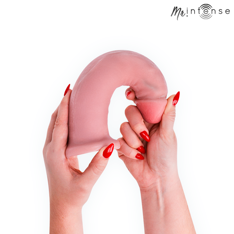 Gode Réaliste Terence 16,5 cm Silicone Souple Ventouse - Mr. Intense