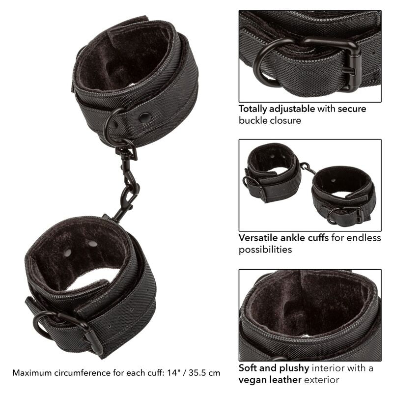 Menottes de Chevilles BDSM Boundless Réglables Cuir Vegan - CalExotics